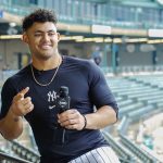 Jasson Dominguez posing for EL SHOW